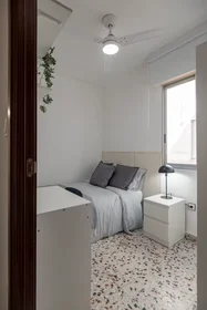 Habitación privada en Calle de Rafael Asín, Campoamor, imagen 1 de 10