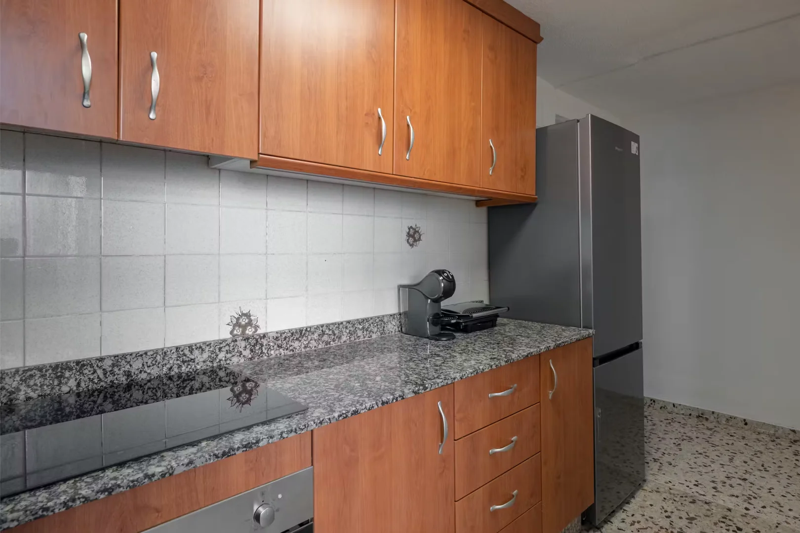 Habitación en apartamento estudiantil en alquiler en , completamente amueblado