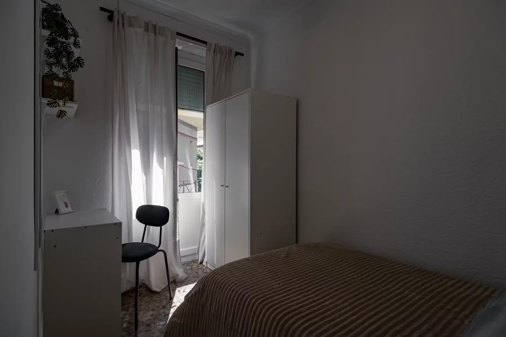 Habitación para estudiantes en con modernas comodidades