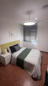 Private room at Carrer Doctor Just, Benalúa, image 1 of 10