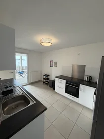 Chambre privée en résidence à 6 Passage de la Jalle, image 11 de 14