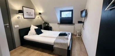 Habitación privada en Langenfelder Straße, Hitdorf, imagen 1 de 7