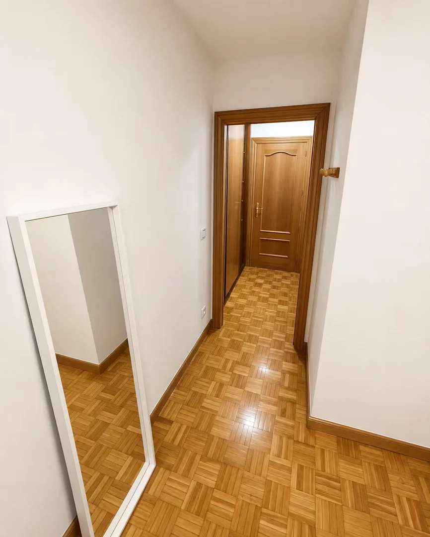 Habitación en apartamento estudiantil en alquiler en , completamente amueblado