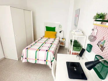 Quarto privado em Carrer Garbinet, imagem 1 de 10