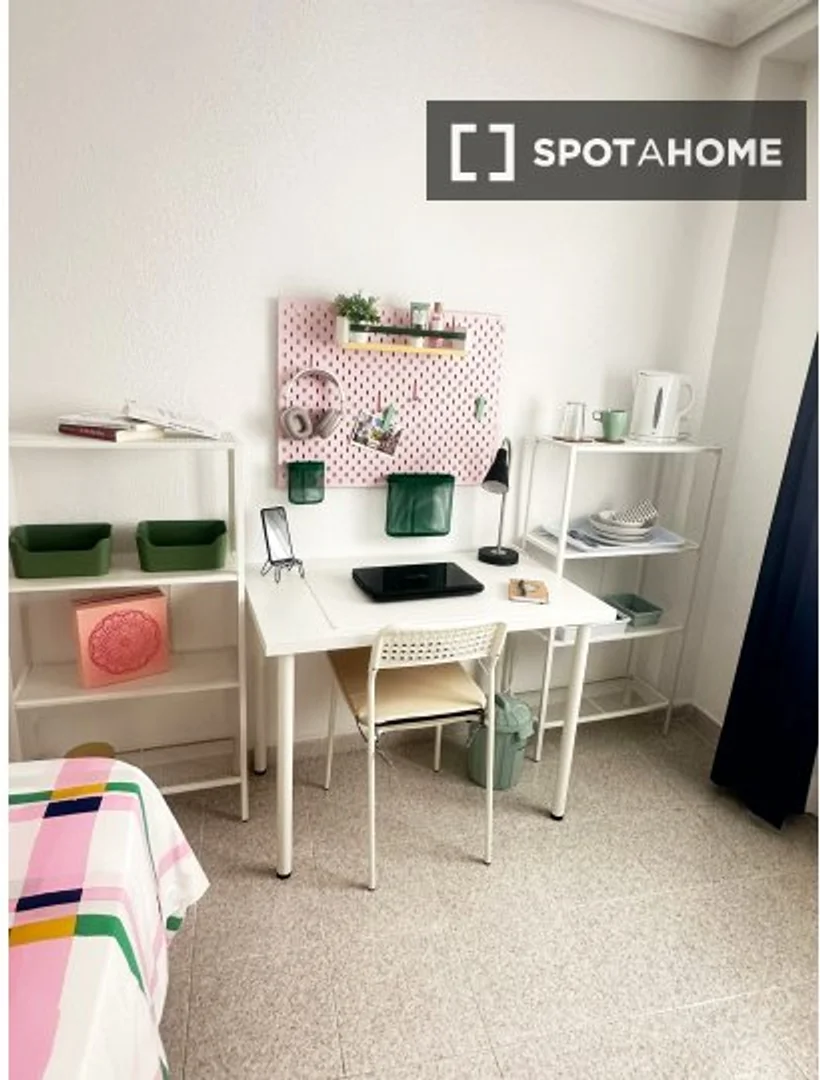 Preisgünstiges Studentenzimmer in günstiger Lage in 