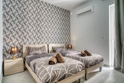 Privatzimmer in der Triq S. Cannataci, Swieqi, bild 9 von 10