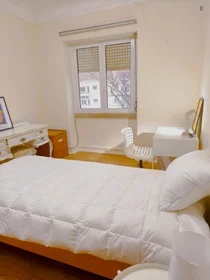 Habitación privada en Avenida de Roma, imagen 5 de 11