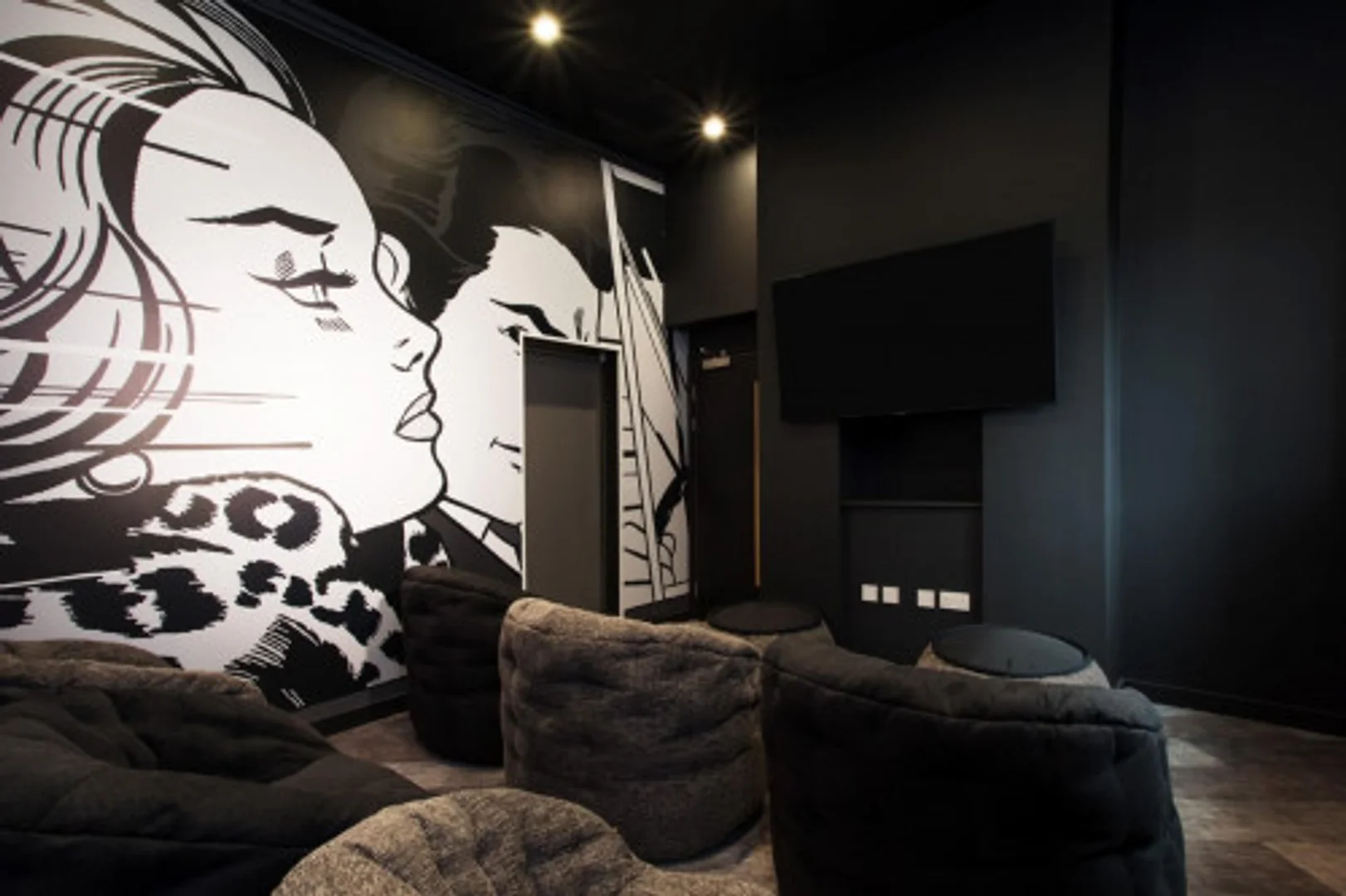 Cozy room for students available in 