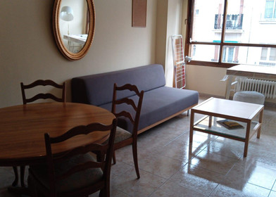 共享房间 在 Via Domenico Turazza, , 11的图像3