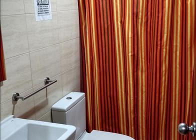 Toda a acomodação em Boylston Street, West Fens, imagem 4 de 10