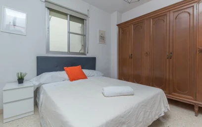 Quarto barato em {area}