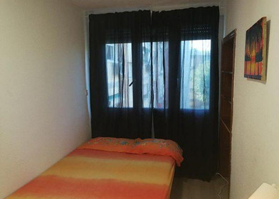 Bright private room in Leipzig