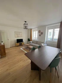 Appartamento intero in Rue Charles de Gaulle, Jacquard-Préfecture, immagine 6 di 9