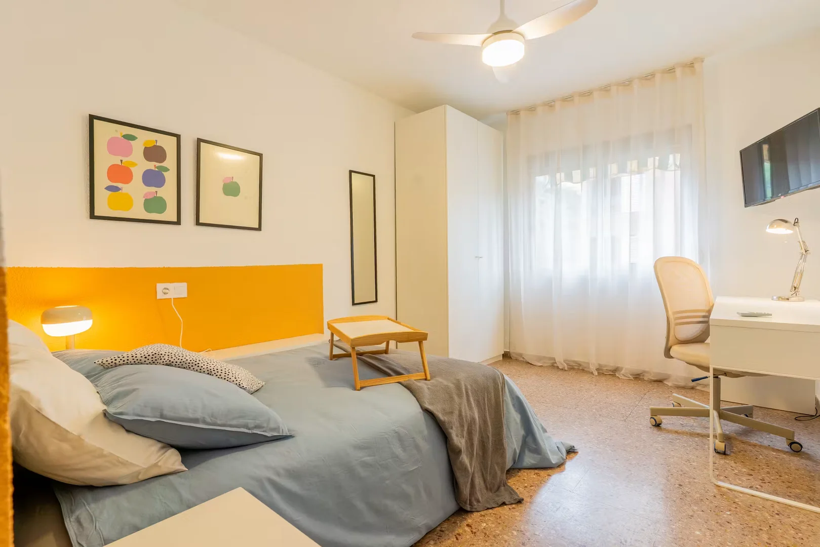 Stanza in affitto in appartamento per studenti a , completamente arredata