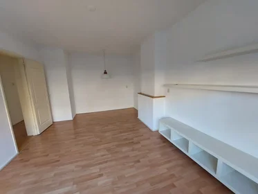 Appartamento intero in Koggestraat, Delfshaven, immagine 8 di 10