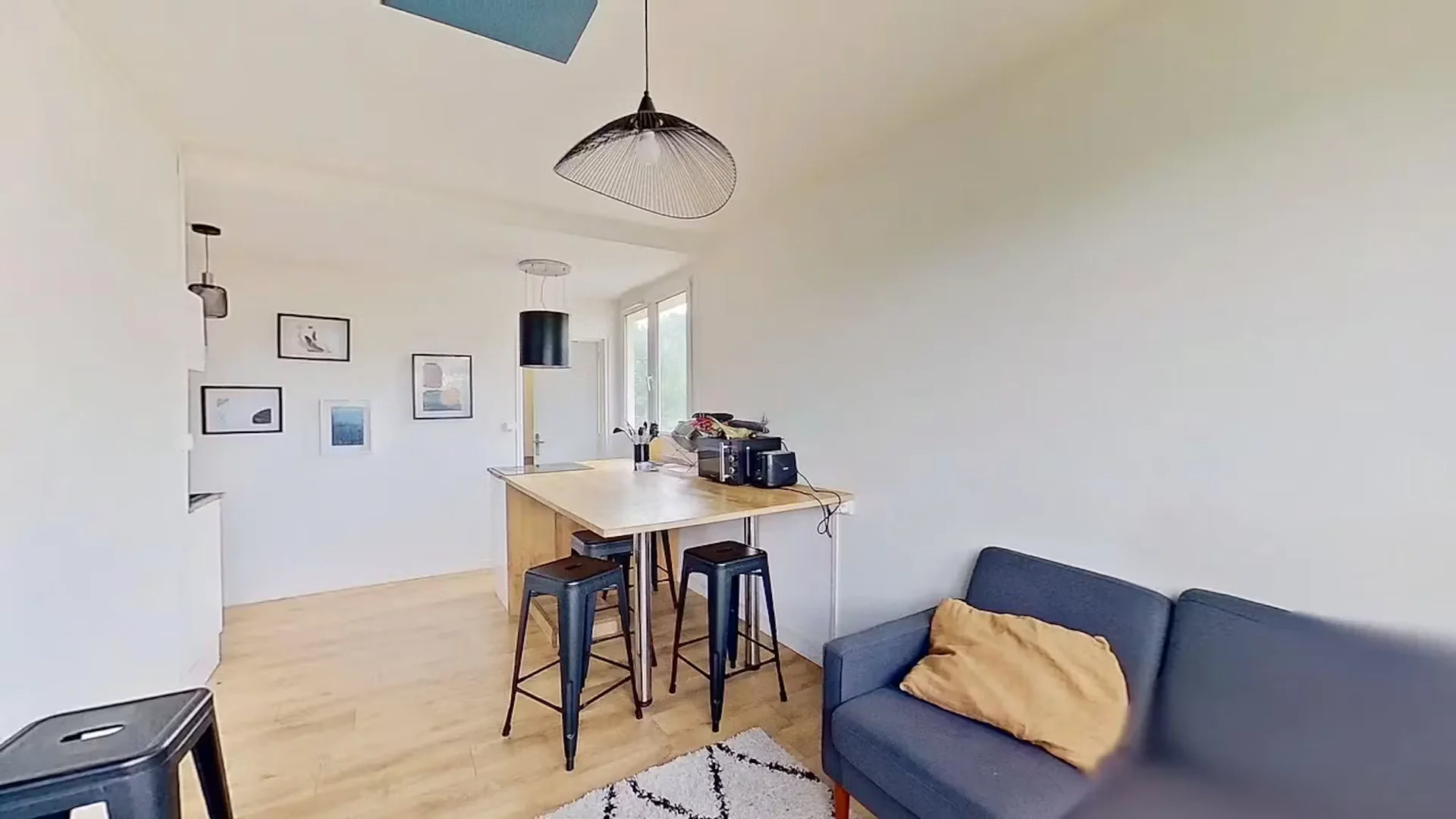 Studentenfreundliches Zimmer in mit modernen Annehmlichkeiten