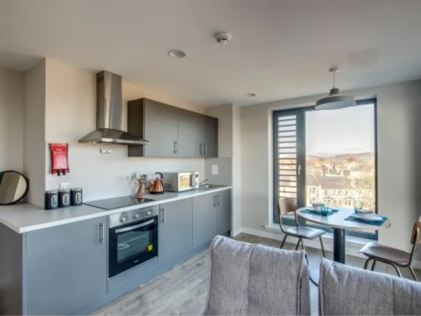 Affordable room for students with ample lighting in 