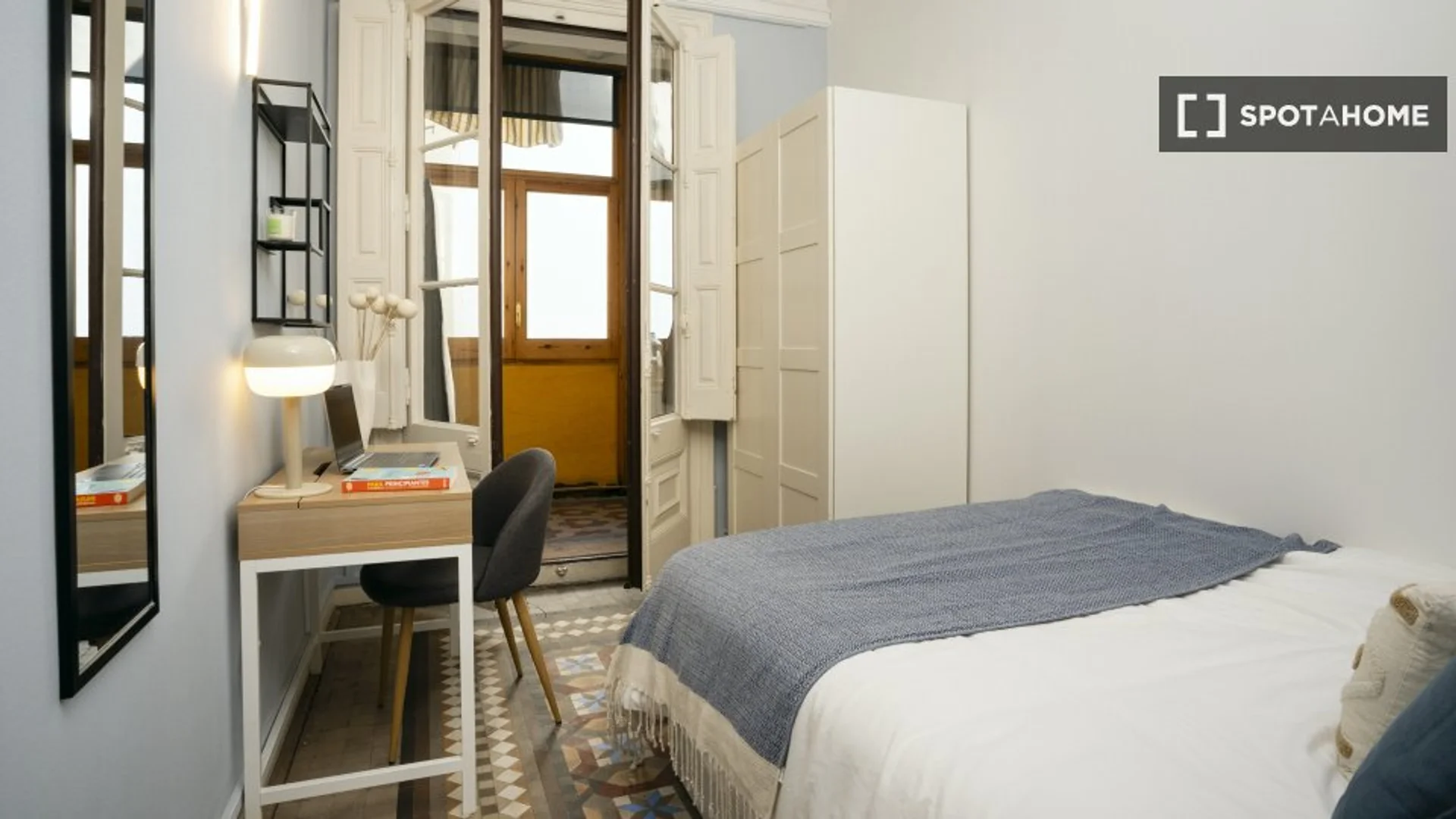 Budget-friendly student room close to campus in 