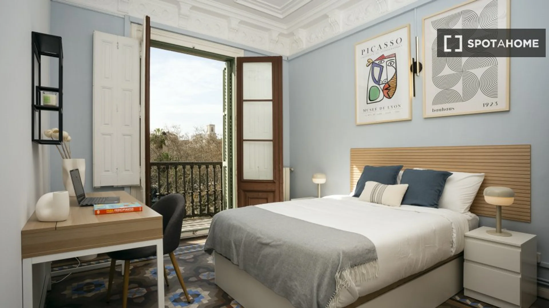 Budget-friendly student room close to campus in 