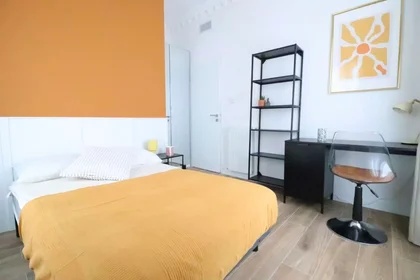 Private room at Avenue Alfred Borriglione, Libération, image 1 of 10