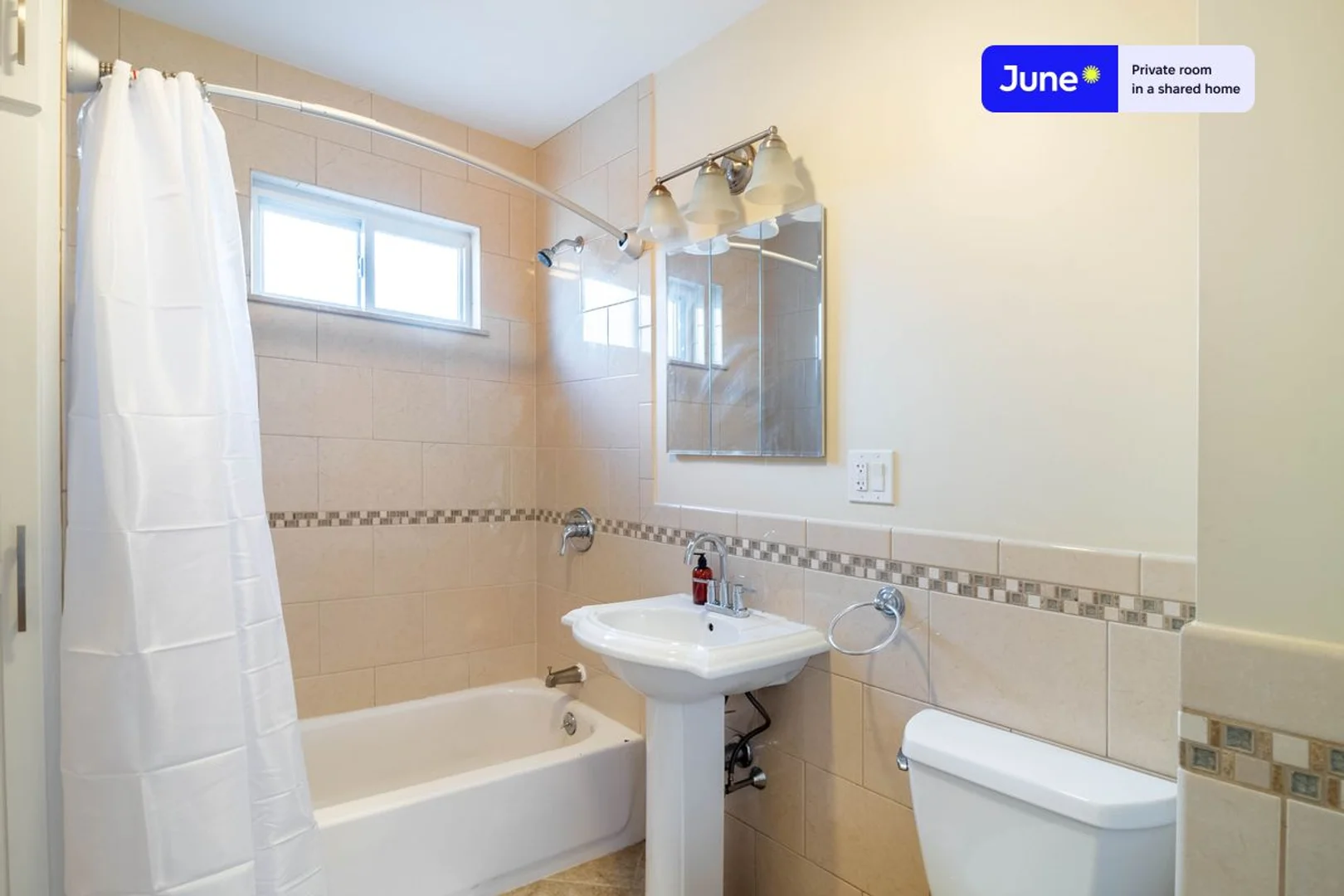45, Montcalm, Unit A, Brighton, Boston, MA, 02135