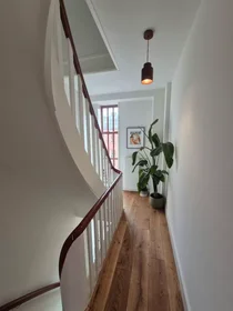 Entire apartment at Joris van Andringastraat, Amsterdam-West, image 2 of 10