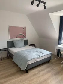 Stanza condivisa in Ratinger Straße, Stadtbezirk 1, immagine 1 di 9