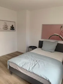 Stanza condivisa in Ratinger Straße, Stadtbezirk 1, immagine 5 di 9