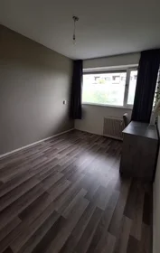 Privatzimmer in der Papsouwselaan, Voorhof, bild 7 von 10