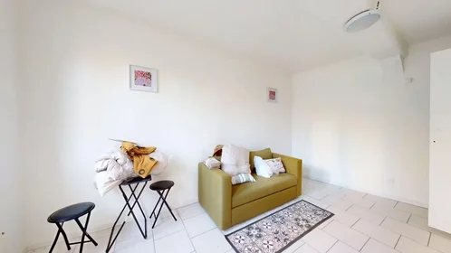 Entire apartment at Rue Beauvoisine, Vieux Marché/Cathédrale, image 1 of 10