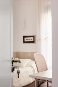 私人房间 在 Calle Manuel Ródenas, Retiro Obrero, 10的图像6