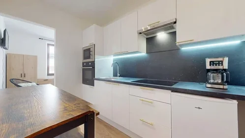 Appartamento intero in Rue de Genève, , immagine 1 di 10