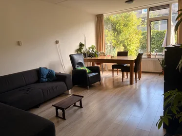 Alojamiento entero en Topaasstraat, Vinkhuizen, imagen 1 de 6