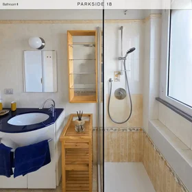 Privatzimmer in der Via Carlo Perini, Quarto Oggiaro-Vialba-Musocco, bild 8 von 10