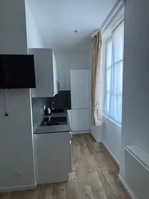 Dairenin tamamı konumu Rue des Échasses, Centre, 4 9 görüntüsü