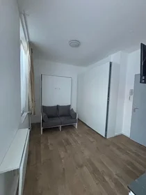 Dairenin tamamı konumu Rue des Échasses, Centre, 5 9 görüntüsü