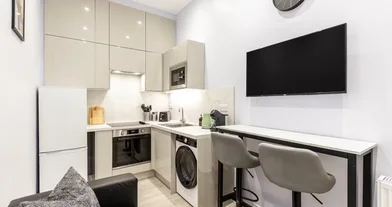 Entire apartment at Cromwell Road, South Kensington, image 7 of 10