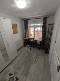 Stanza privata in Calle Luarca, , immagine 3 di 8