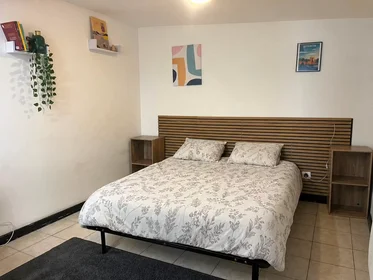 Apartamento inteiro em Rue Damette, Place Pie, imagem 1 de 6