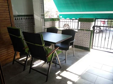 Apartamento inteiro em Avinguda del Tamarit, , imagem 1 de 5