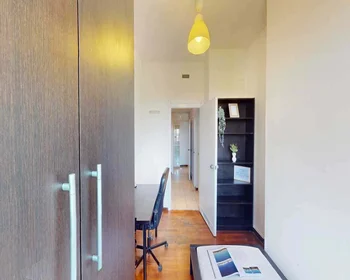 Chambre privée à Via Giuseppe Frua, 24, 20146 Milano MI, Italy, image 4 de 21