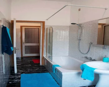 Özel oda konumu 3, Via Privata Reggio, Milano, 20121, 33 37 görüntüsü