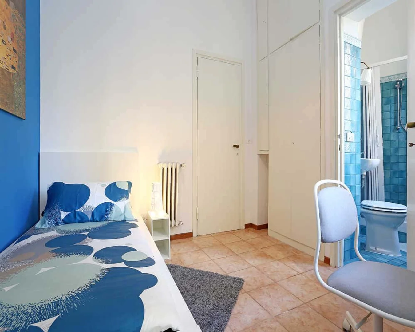 Chambre d'étudiant confortable et spacieuse dans 