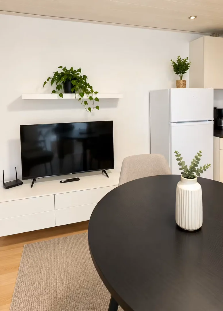 'de öğrenci dairesinde, tamamen mobilyalı kiralık oda