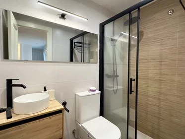 Apartamento inteiro em Calle Cardenal Cienfuegos, Muñoz Degrain, imagem 3 de 10