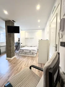 Apartamento inteiro em Calle Cardenal Cienfuegos, Muñoz Degrain, imagem 7 de 10