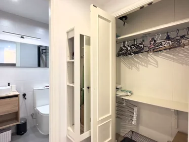 Apartamento inteiro em Calle Cardenal Cienfuegos, Muñoz Degrain, imagem 8 de 10