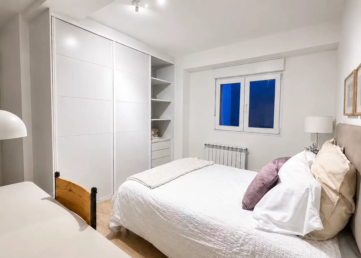Funktionelles Studentenzimmer perfekt zum Studieren in 