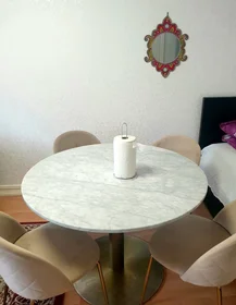 Gesamte Unterkunft in der Pepparbodavägen, Upplands Väsby Östra, bild 4 von 10