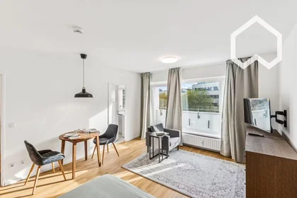 Entire apartment at Kurfürstenstraße, Mitte, image 1 of 10